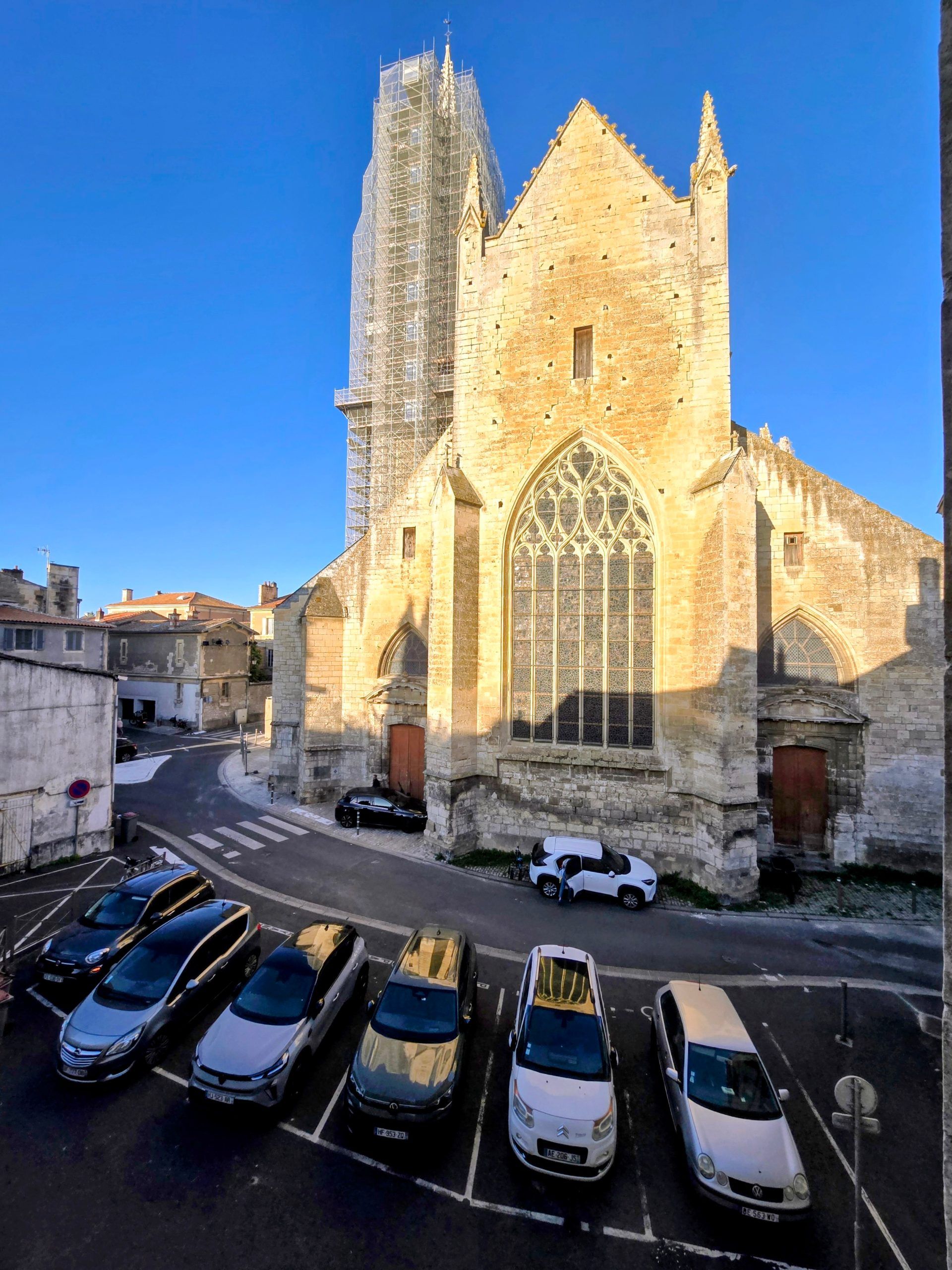 RARE À NIORT : T2 RÉNOVÉ AVEC VUE DIRECTE SUR NOTRE-DAME !